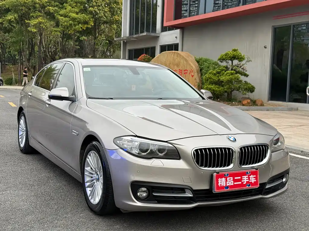 BMW 5 Series 2014 525Li Leading Model купить на сайте DeffCars