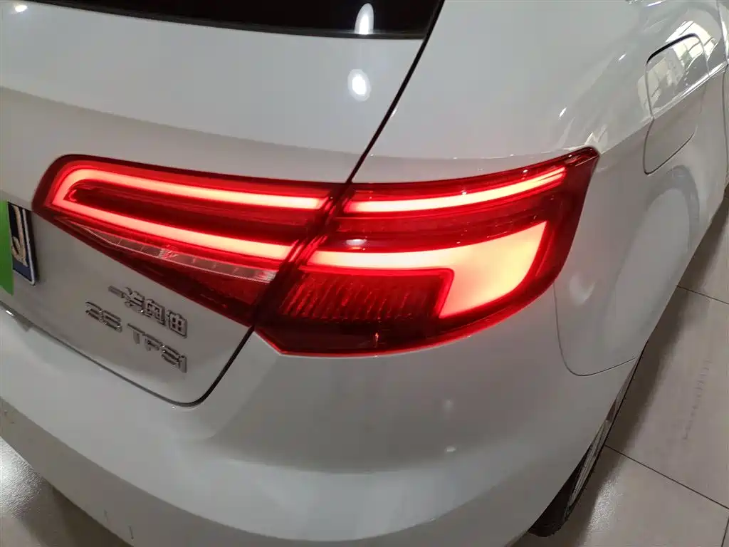 Audi A3 2019 Sportback 35 TFSI Enterprising National VI купить на сайте DeffCars