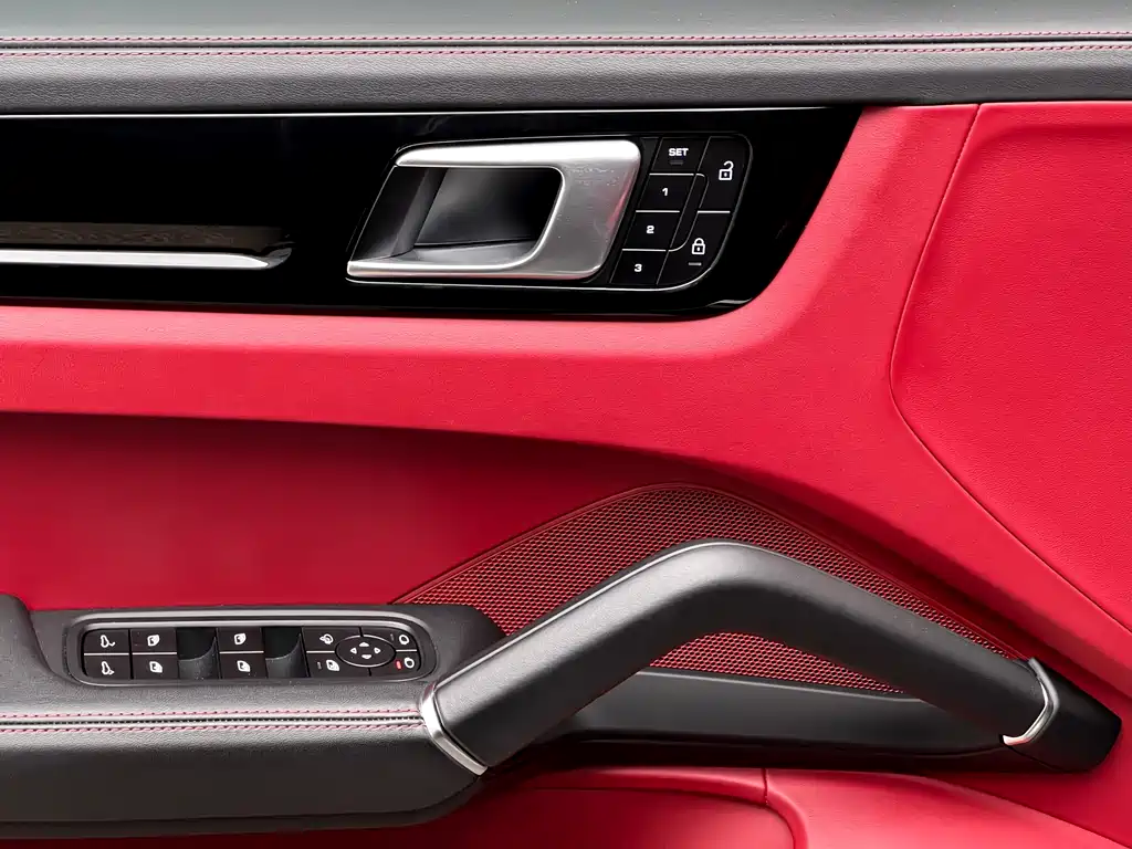 Cayenne 2023 Cayenne 3.0T купить на сайте DeffCars