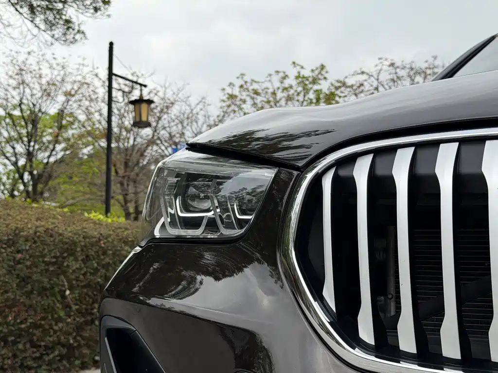 BMW X1 2022 sDrive25Li Leading Model купить на сайте DeffCars