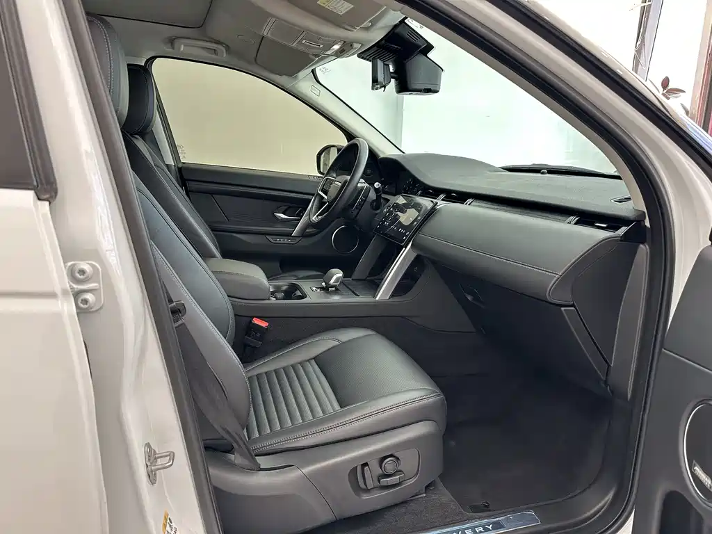 Discovery Sport 2024 Luxury Customized Edition купить на сайте DeffCars