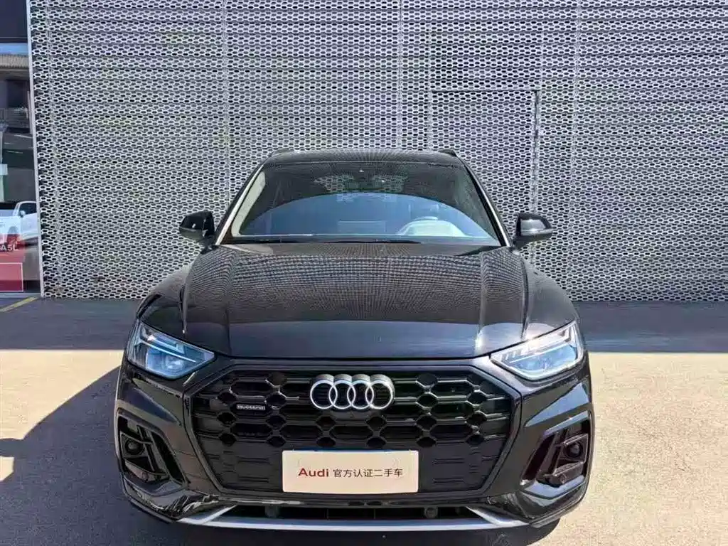 Audi Q5L 2025 45 TFSI luxury and dynamic model купить на сайте DeffCars