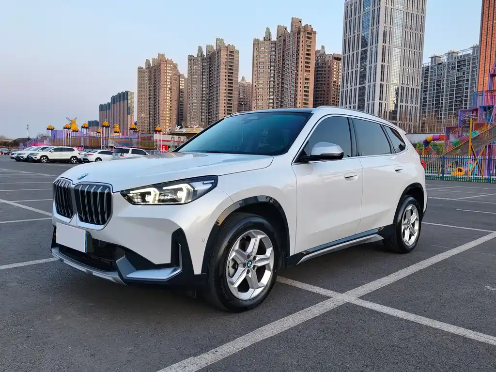 BMW X1 2023 sDrive20Li X Design Package купить на сайте DeffCars