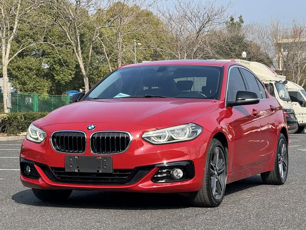 BMW 1 Series 2018 118i Sports купить на сайте DeffCars