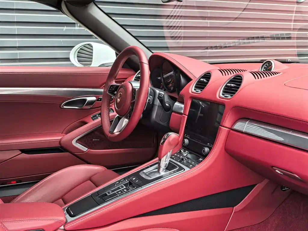 Porsche 718 2022 Boxster 2.0T купить на сайте DeffCars