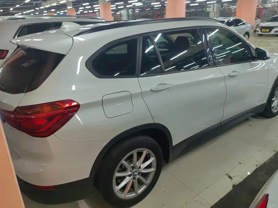 BMW X1 2018 sDrive18Li Fashion Model купить на сайте DeffCars