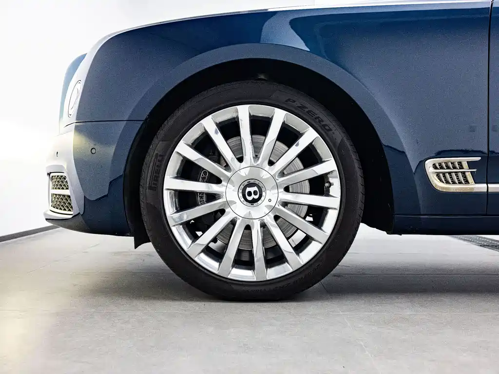 Mulsanne 2017 6.8T long wheelbase version купить на сайте DeffCars