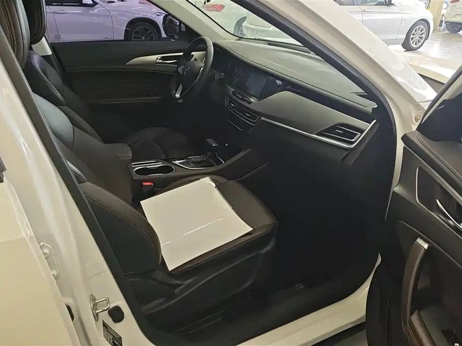 Changan CS35PLUS 2019 1.6L Manual Yuelian Edition National VI купить на сайте DeffCars