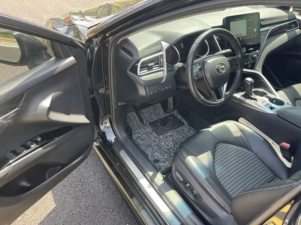 Camry 2022 2.0S Knight Edition купить на сайте DeffCars