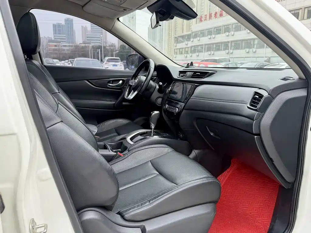 X-Trail 2021 2.0L CVT 2WD XE Fashion Edition купить на сайте DeffCars