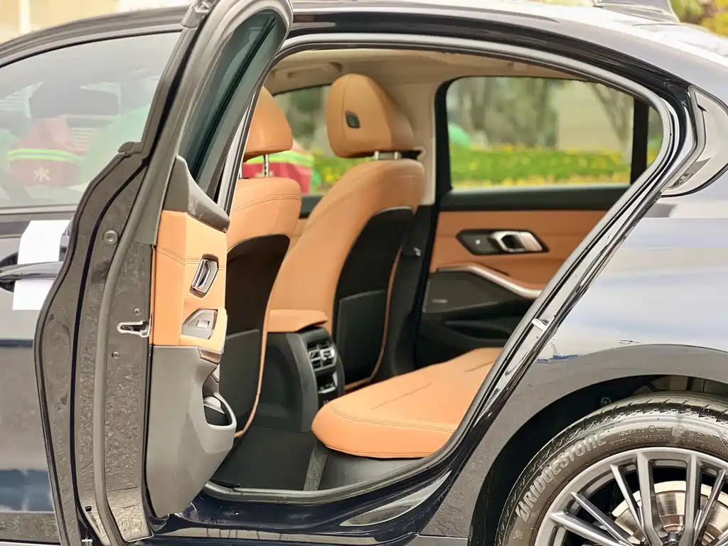 BMW 3 Series 2020 facelift 325i M Sports Night Package купить на сайте DeffCars