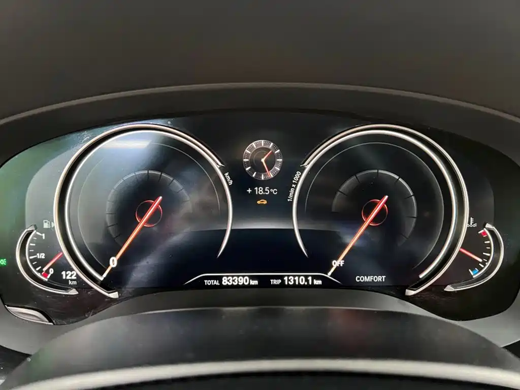 BMW 5 Series 2018 530Li Exclusive M Sports Package купить на сайте DeffCars
