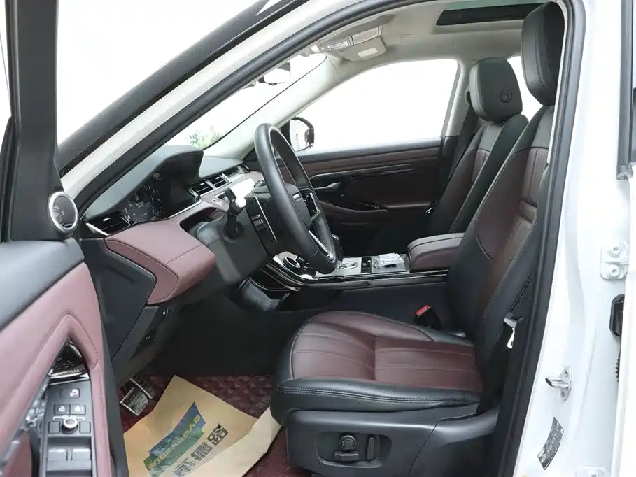 Range Rover Evoque 2021 Evoque L 249PS R-Dynamic SE Deluxe Edition купить на сайте DeffCars