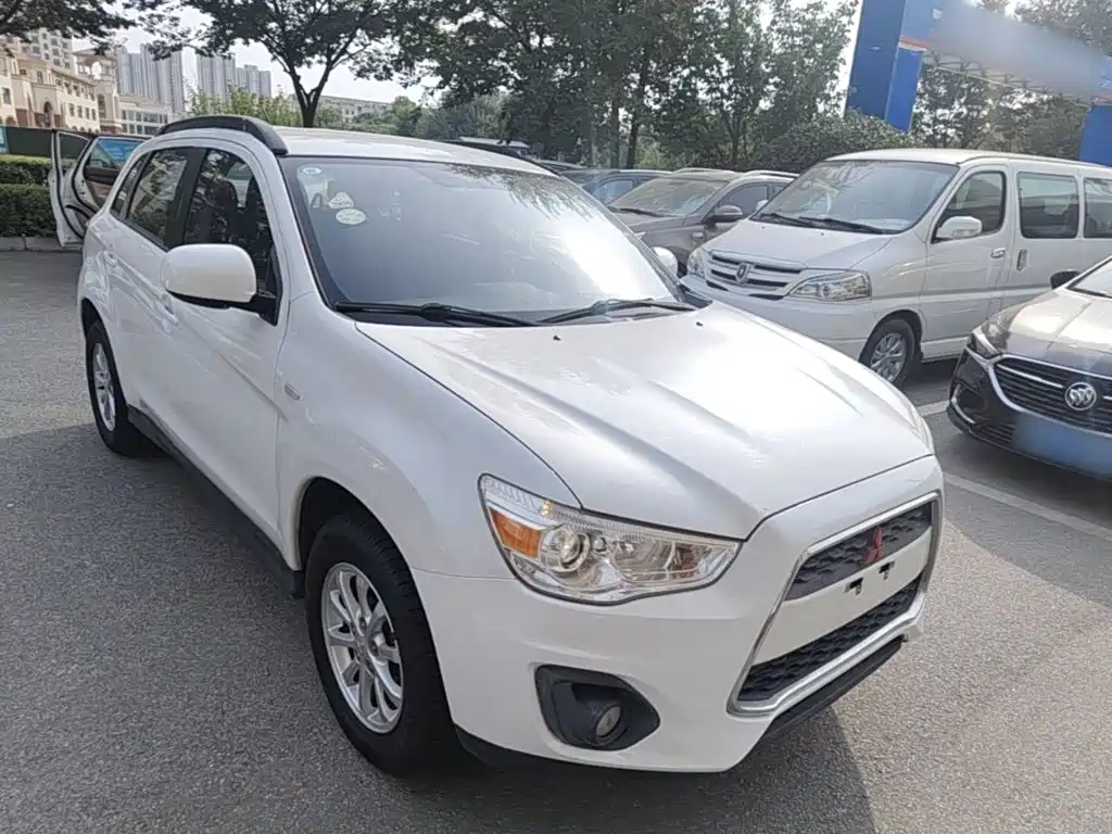 ASX 2013 2.0L manual two-wheel drive comfort version купить на сайте DeffCars