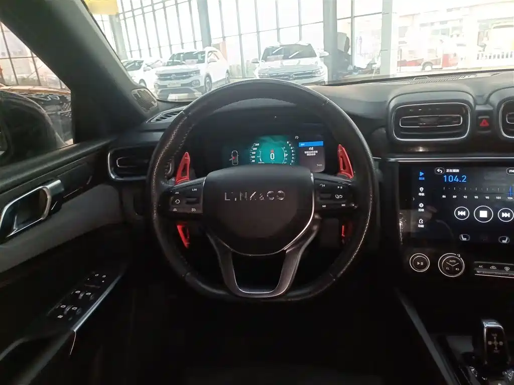 Lynk & Co 03 2020 2.0TD automatic version купить на сайте DeffCars