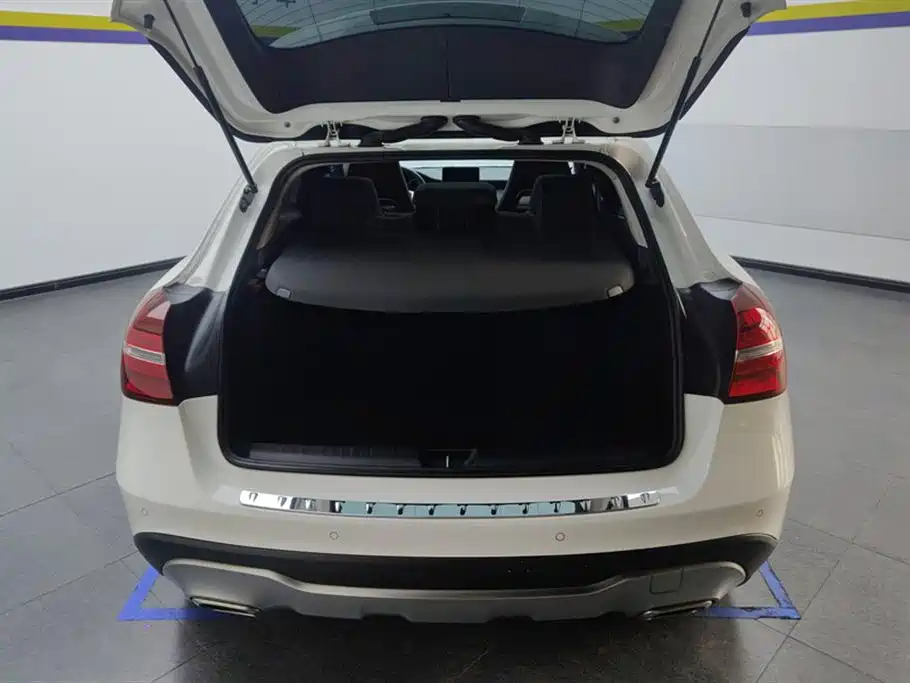 Mercedes-Benz GLA 2019 GLA 200 Dynamic купить на сайте DeffCars