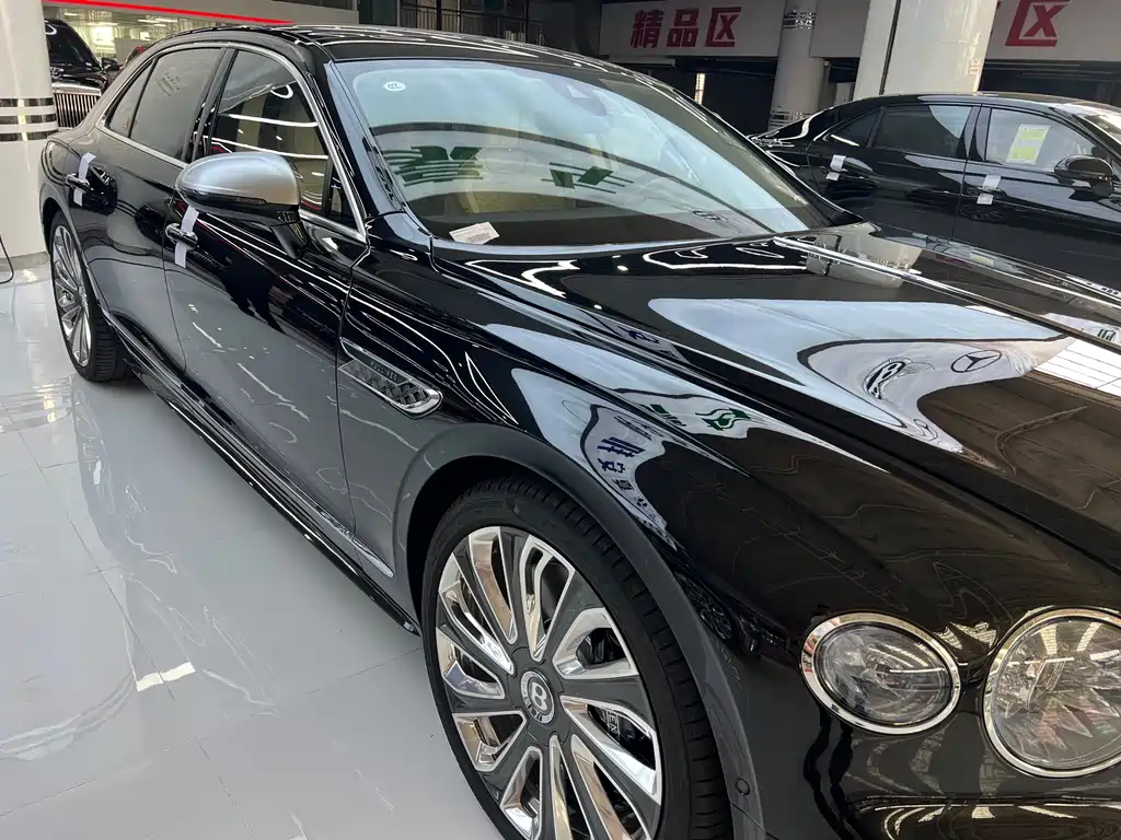 Flying Spur 2024 4.0T V8 Mulliner купить на сайте DeffCars