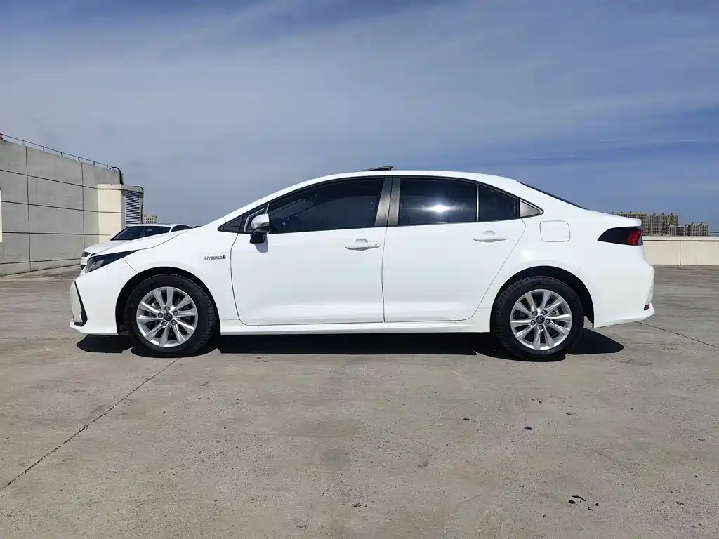 Corolla 2024 1.8L Intelligent Electric Hybrid Dual Engine Elite Edition купить на сайте DeffCars