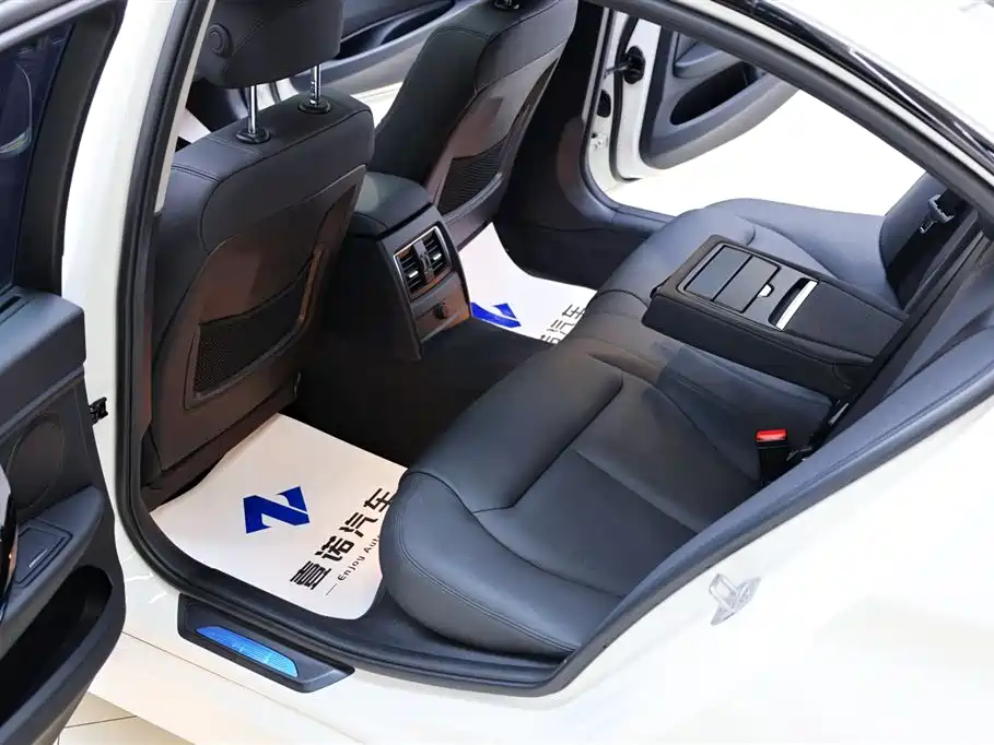 BMW 3 Series 2017 320Li M Sports купить на сайте DeffCars
