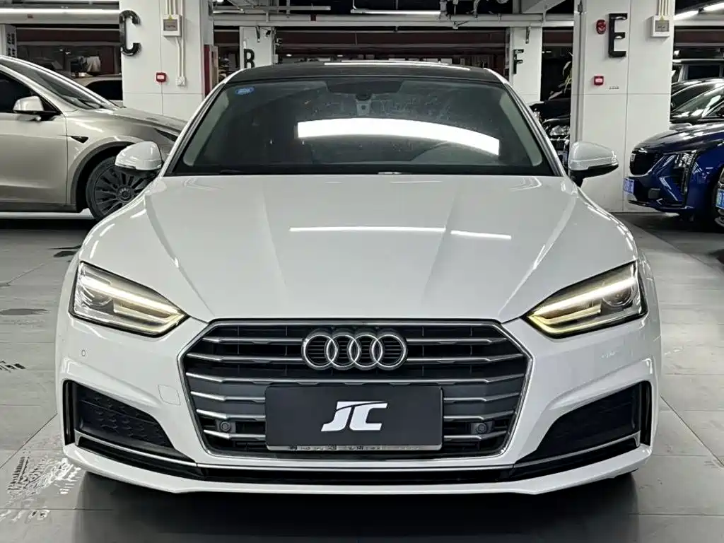 Audi A5 imported 2017 Sportback 40 TFSI fashionable model купить на сайте DeffCars