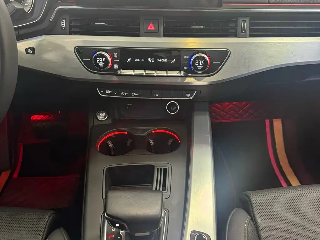 Audi A4L 2020 40 TFSI luxury and dynamic model купить на сайте DeffCars