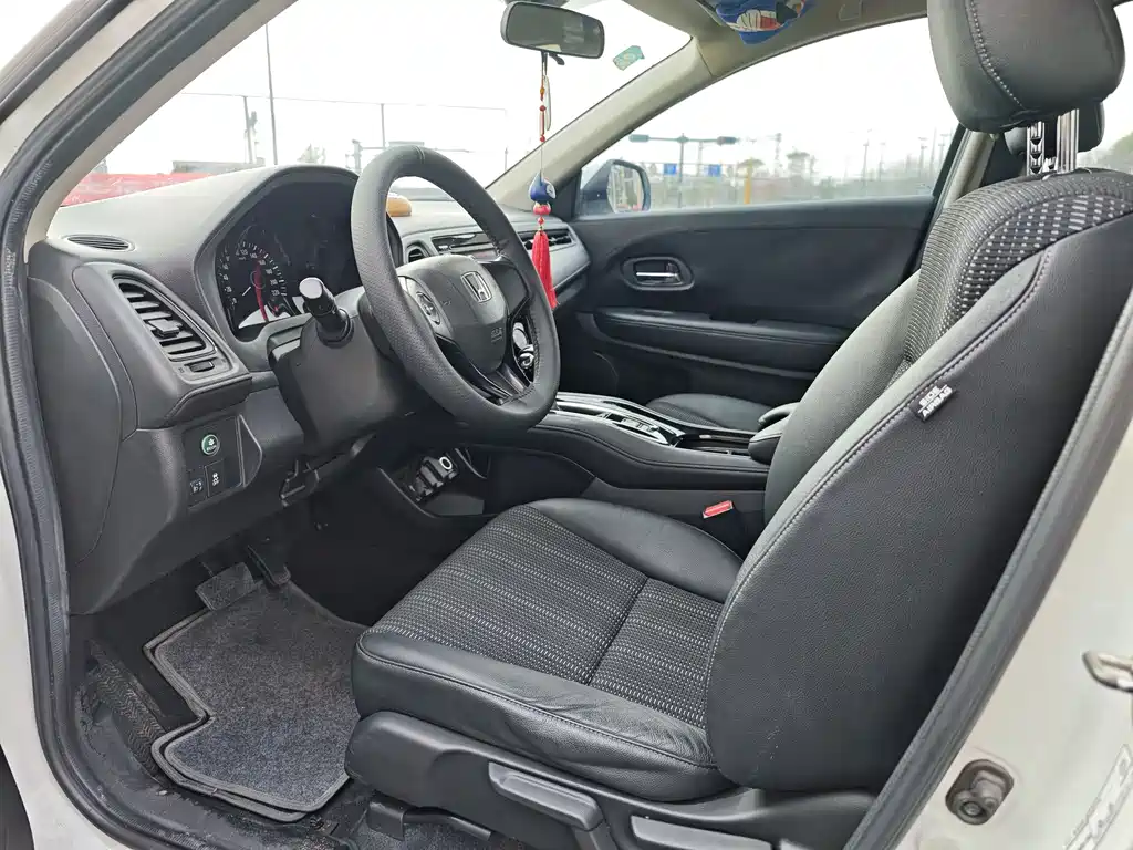 Binzhi 2017 1.8L CVT two-wheel drive Pioneer type купить на сайте DeffCars