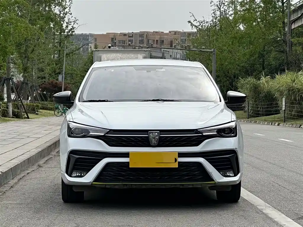 Roewe i5 2021 1.5L CVT Platinum Edition купить на сайте DeffCars