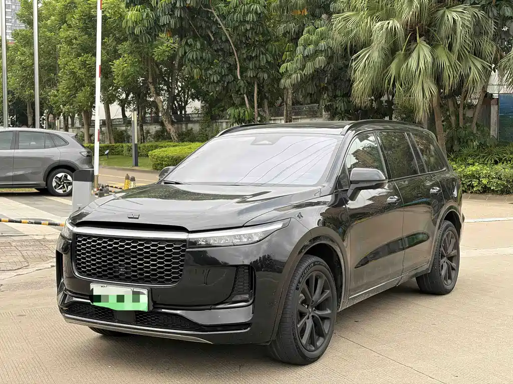 Ideal ONE 2021 extended range 6-seater version купить на сайте DeffCars