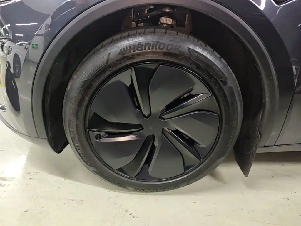 Model Y 2025 Long Range All-Wheel Drive First Edition купить на сайте DeffCars