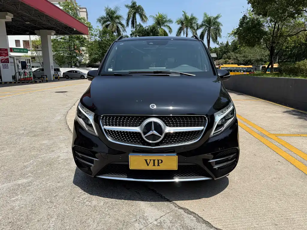 Mercedes-Benz V-Class 2022 V 260 L Long Wheelbase Luxury Edition купить на сайте DeffCars