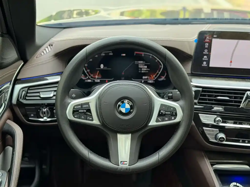 BMW 5 Series 2021 525Li M Sports Package купить на сайте DeffCars