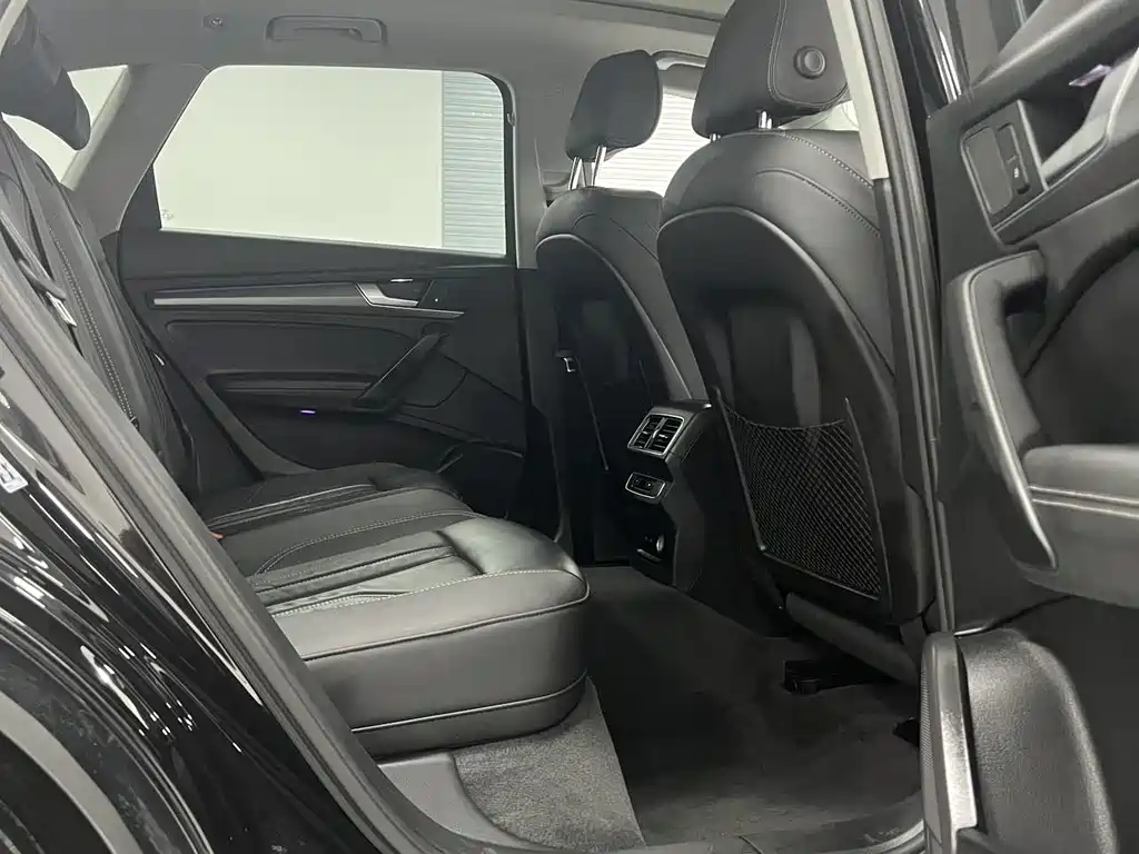 Audi Q5L 2022 40T luxury and dynamic model купить на сайте DeffCars