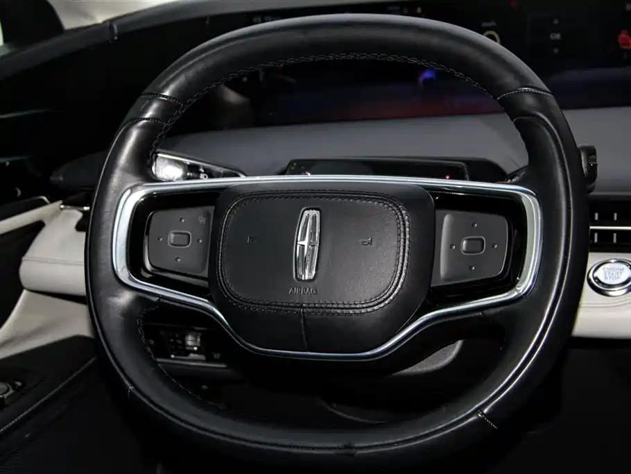 Voyager 2023 2.0T four-wheel drive premium version купить на сайте DeffCars