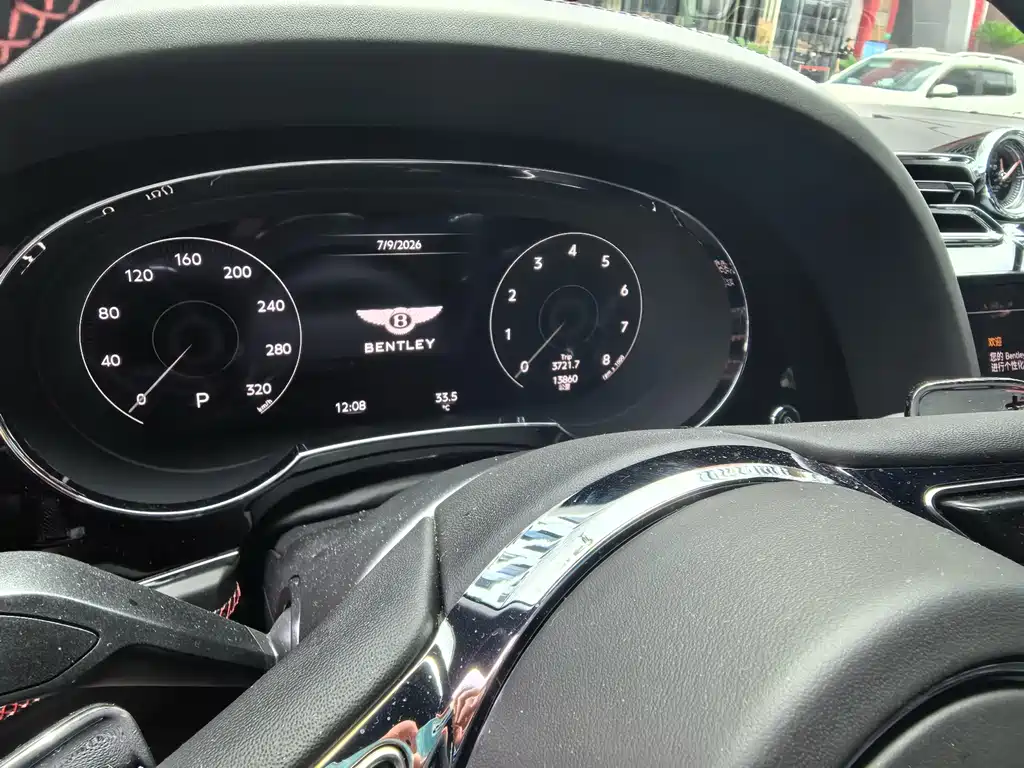 Bentayga 2021 4.0T V8 купить на сайте DeffCars