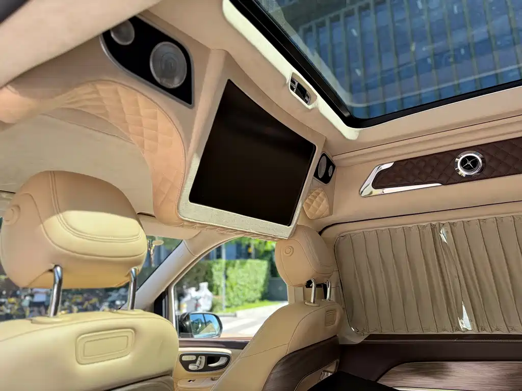Mercedes-Benz V-Class 2021 V 260 L Long Wheelbase Luxury Edition купить на сайте DeffCars