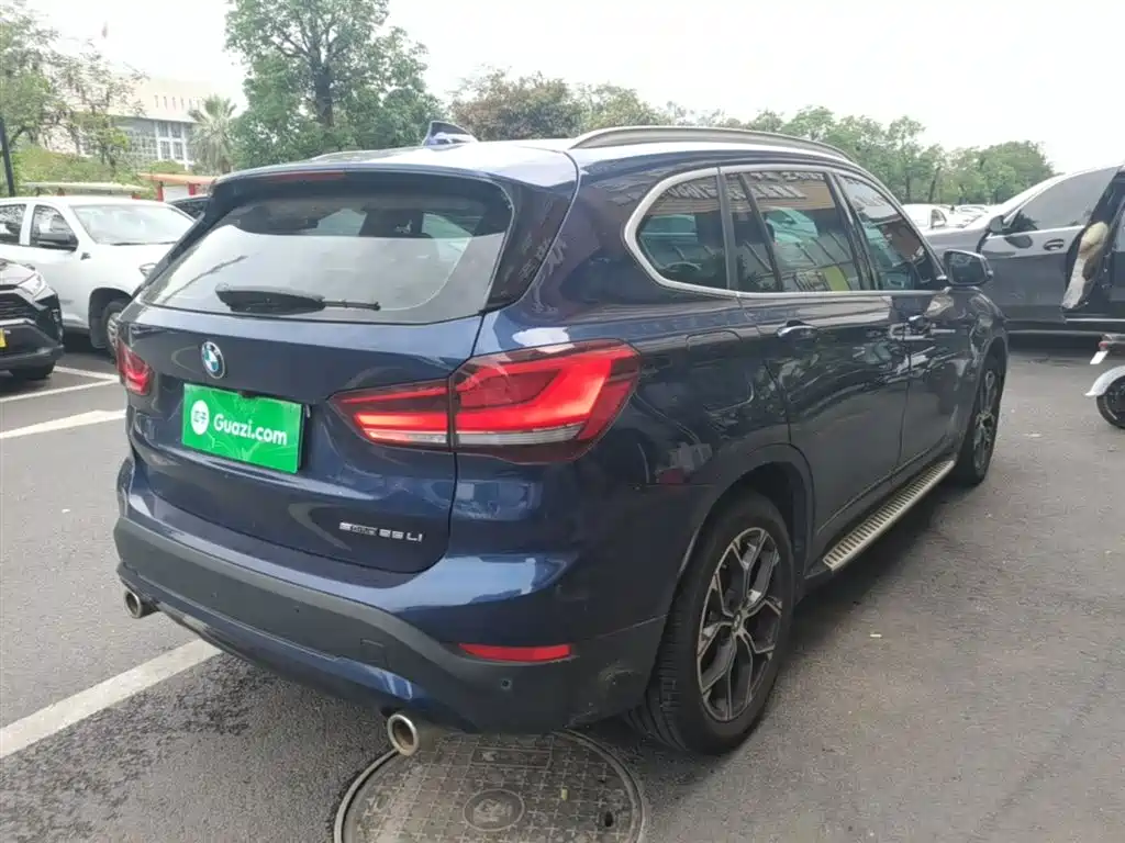 BMW X1 2020 sDrive25Li Leading Model купить на сайте DeffCars