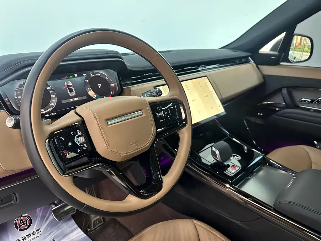 Range Rover Sport 2024 400PS Dynamic SE купить на сайте DeffCars