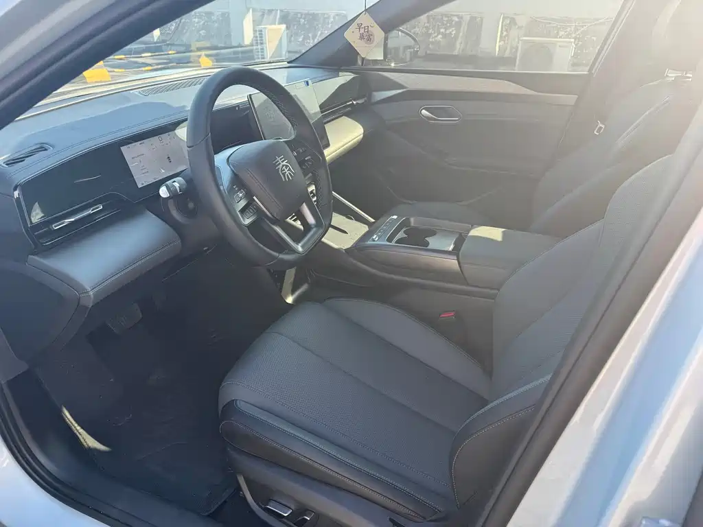 Qin L 2025 EV 545KM transcendent model купить на сайте DeffCars