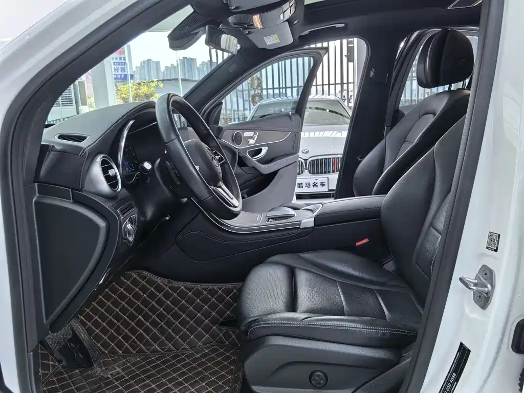 Mercedes-Benz GLC 2020 GLC 260 L 4MATIC luxury model купить на сайте DeffCars