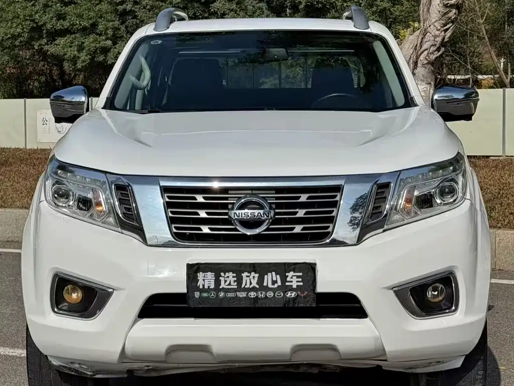 Navara 2021 2.5L automatic four-wheel drive premium model QR25 купить на сайте DeffCars