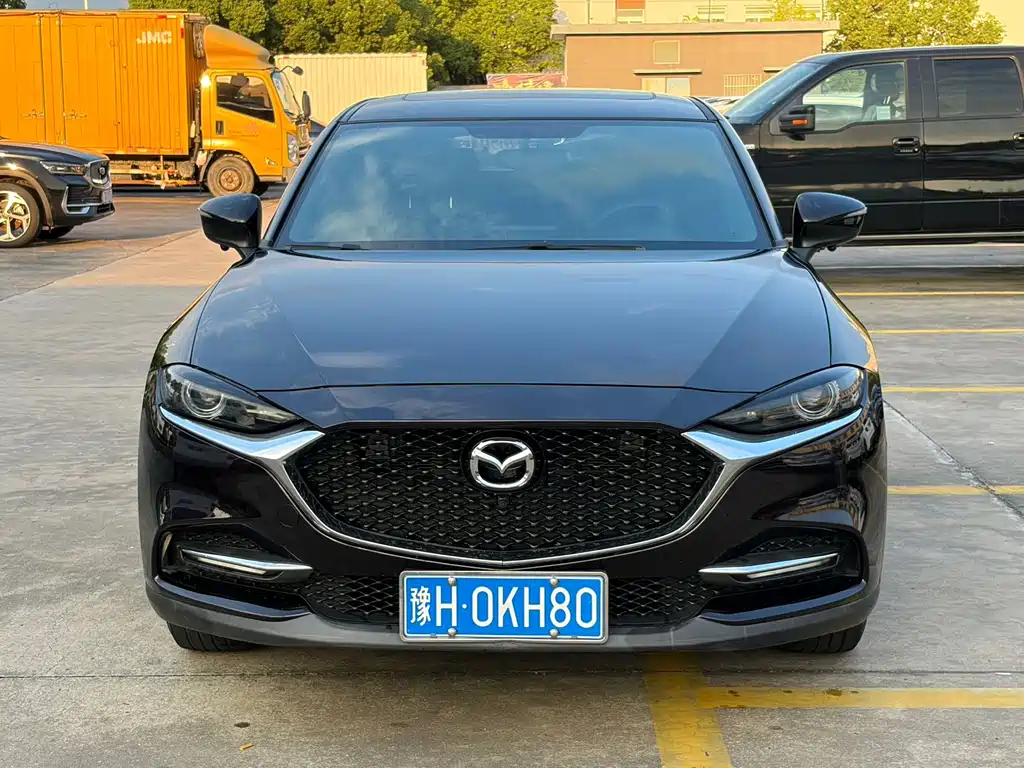 Mazda CX-4 2021 2.0L Automatic 2WD Blue Sky Dynamic Edition купить на сайте DeffCars