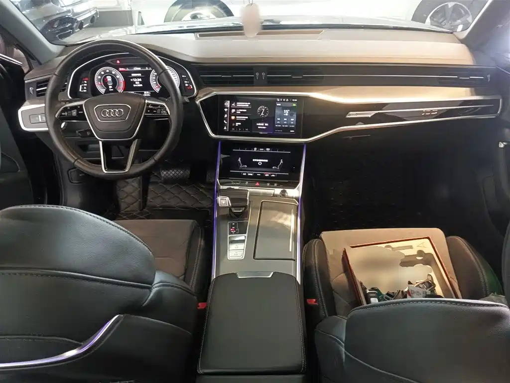 Audi A6L 2024 45 TFSI Premium Dynamic Model купить на сайте DeffCars