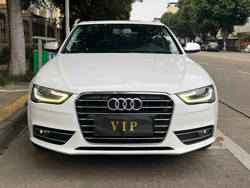 Audi A4L 2016 35 TFSI Collector's Edition Automatic Standard купить на сайте DeffCars