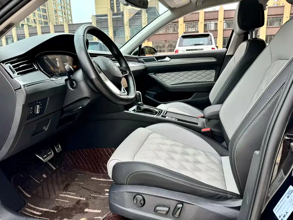 Magotan 2023 2 million commemorative edition 330TSI DSG luxury model купить на сайте DeffCars