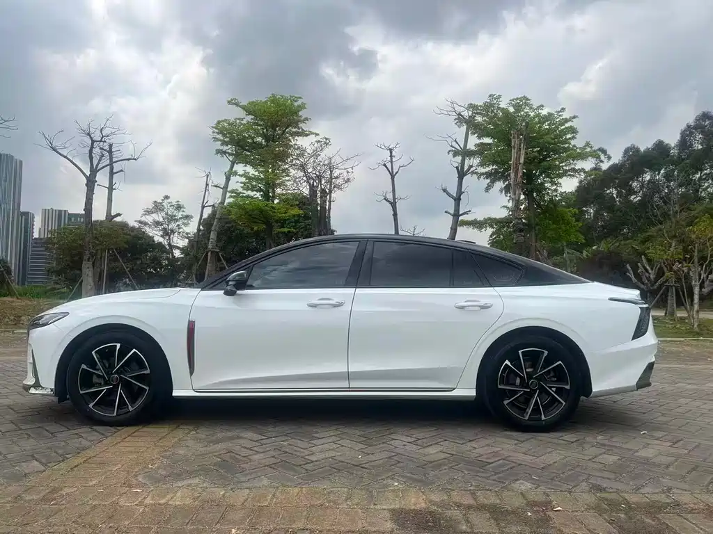 Hongqi H6 2025 2.0T Beauty Edition купить на сайте DeffCars