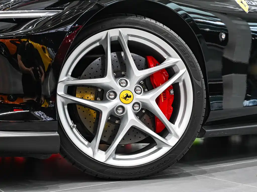 Roma 2023 Spider купить на сайте DeffCars