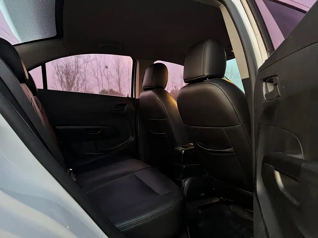 Avio 2011 Sedan 1.4L MT SL купить на сайте DeffCars