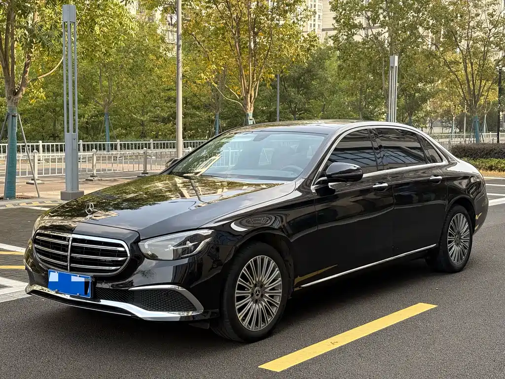 Mercedes-Benz E-Class 2022 E 300 L Luxury Model купить на сайте DeffCars
