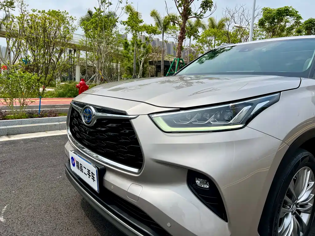 Highlander 2022 dual engine 2.5L four-wheel drive extreme version 7 seats купить на сайте DeffCars