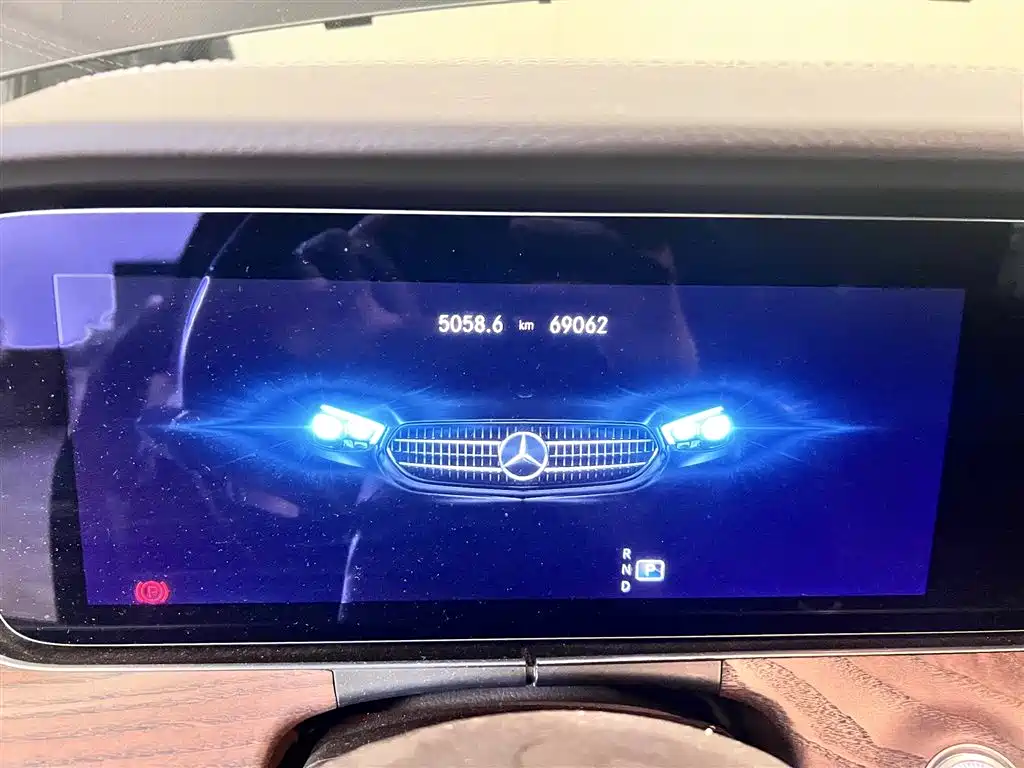 Mercedes-Benz E-Class 2021 facelift E 260 L купить на сайте DeffCars